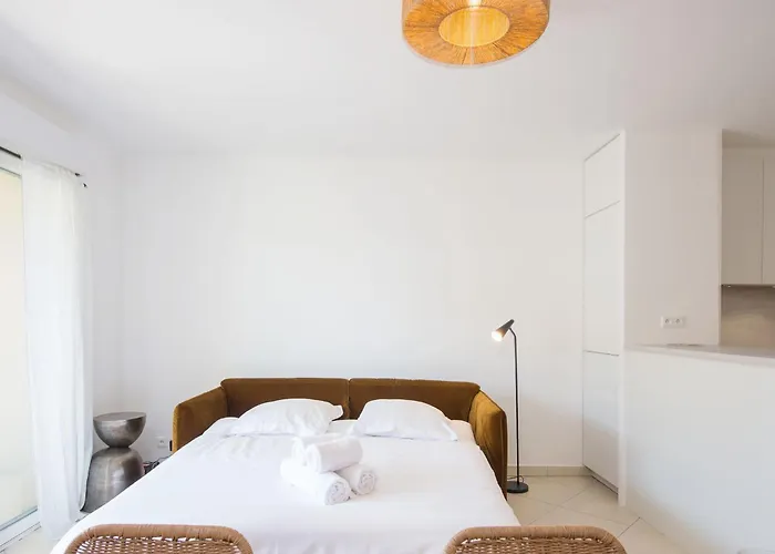 Apartmán Superbe Climatise A - 2 Pieces, Parking Inclus Menton