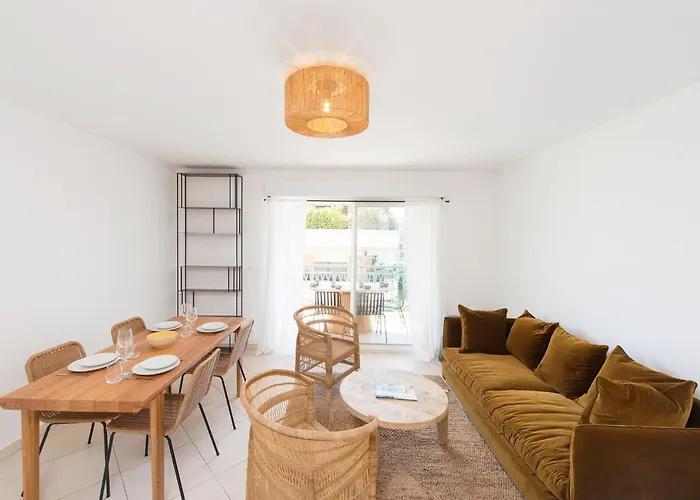 Superbe Climatisé à - 2 Pièces, Parking Inclus Apartamento *