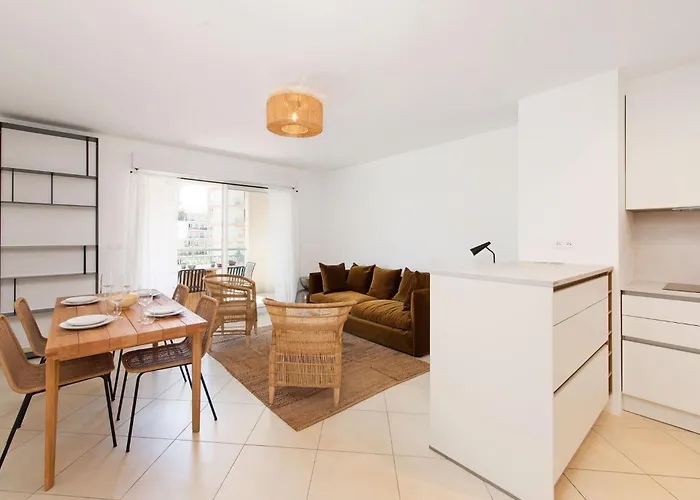 Apartmán Superbe Climatise A - 2 Pieces, Parking Inclus *